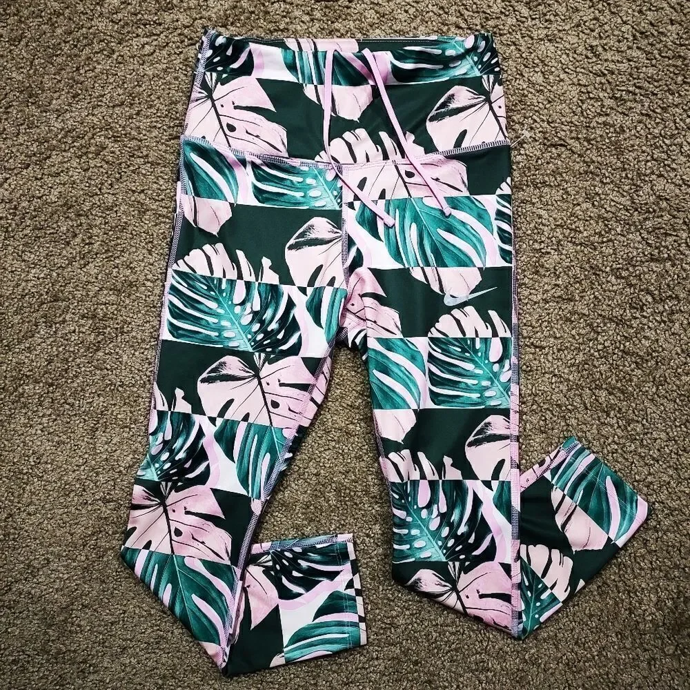 Nike Dri-Fit Botanical Print Athletic Crop Leggings -I